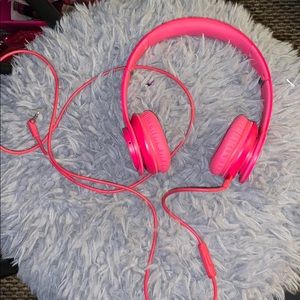 Pink beats solo